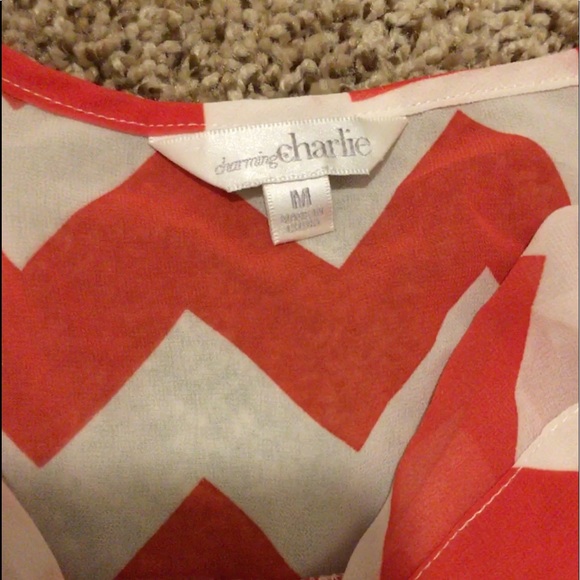 SOLD💎Charming Charlie Breezy lightweight Top Medium💎 - Picture 2 of 8